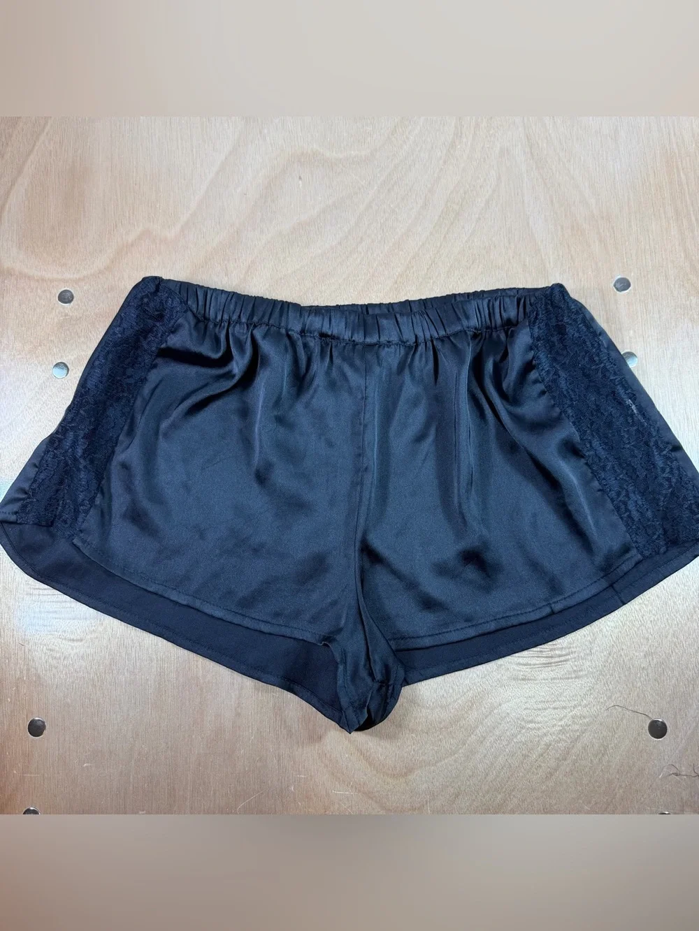 Boohoo Black Satin Lace-Panel Sleep Shorts - Picture 1 of 9